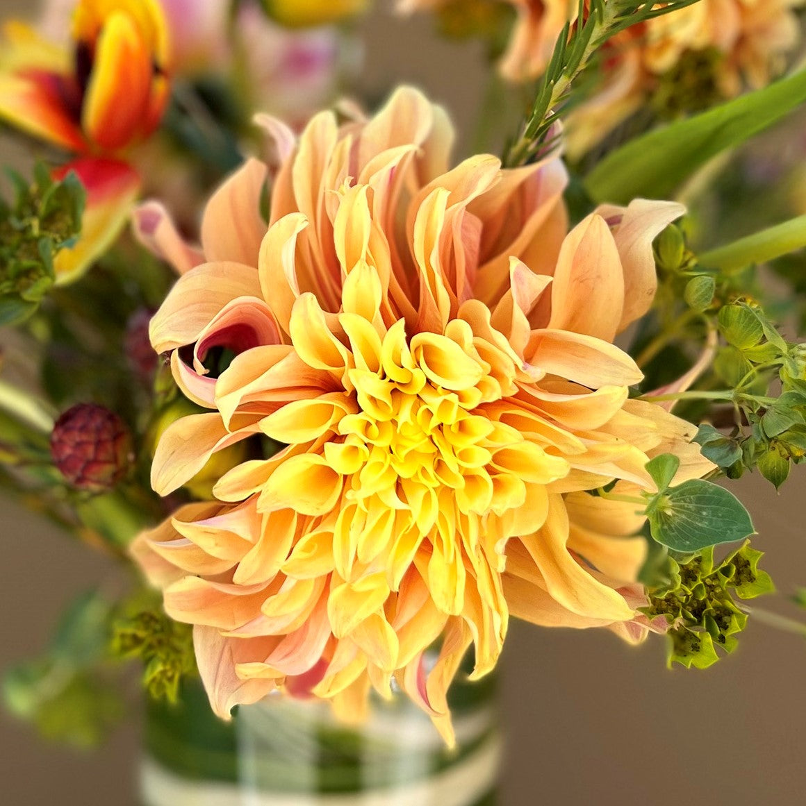 Birthday Flowers For The Leo Sign
