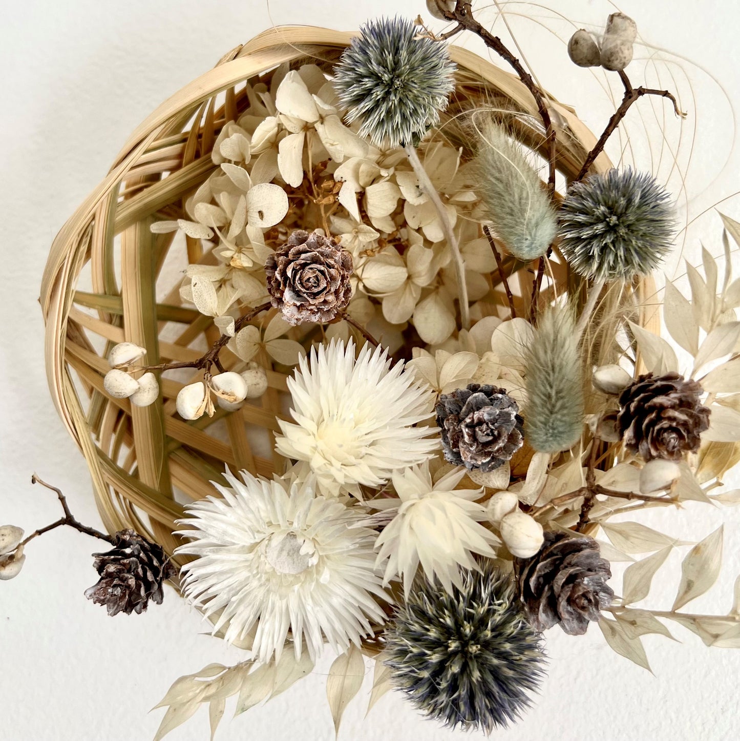 Winter Neutral Mini Wreath - The English Garden