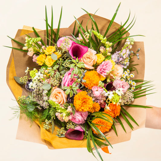 Hand-Tied Bouquet: Large