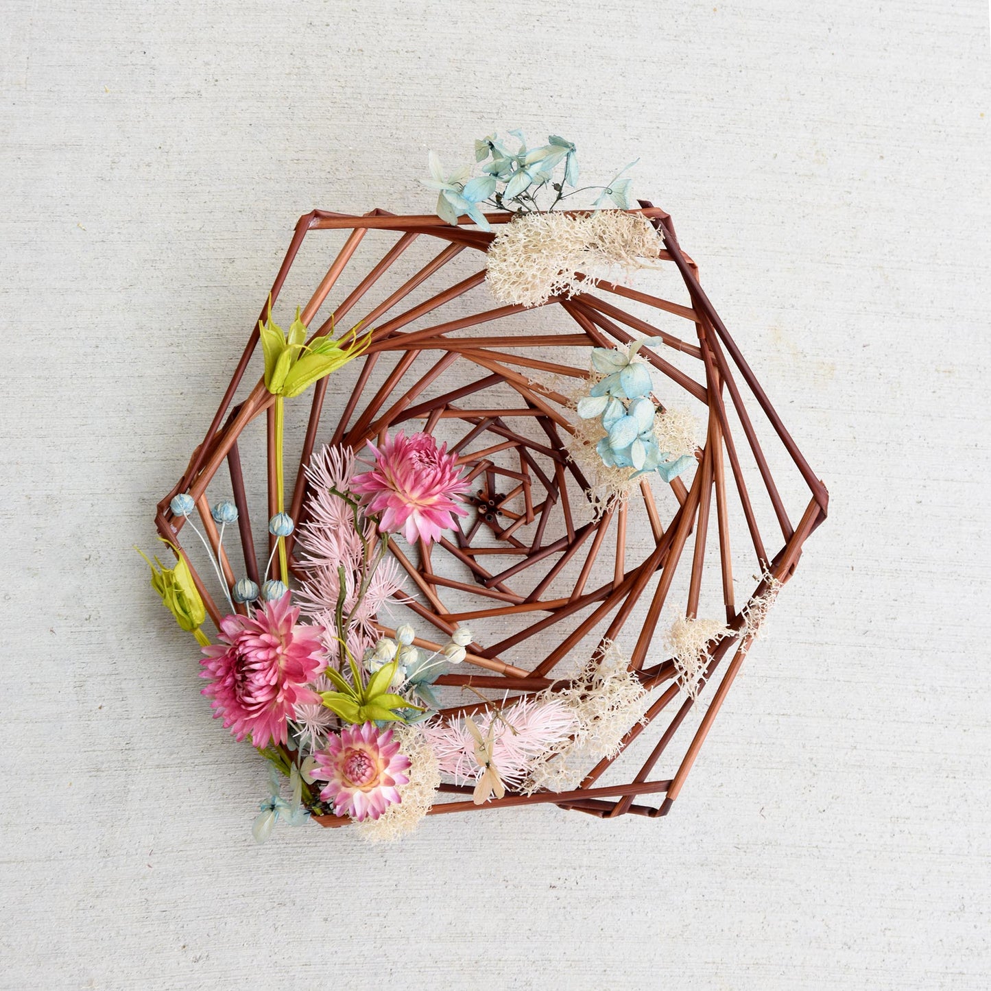 Gigi Woven Wreath - The English Garden
