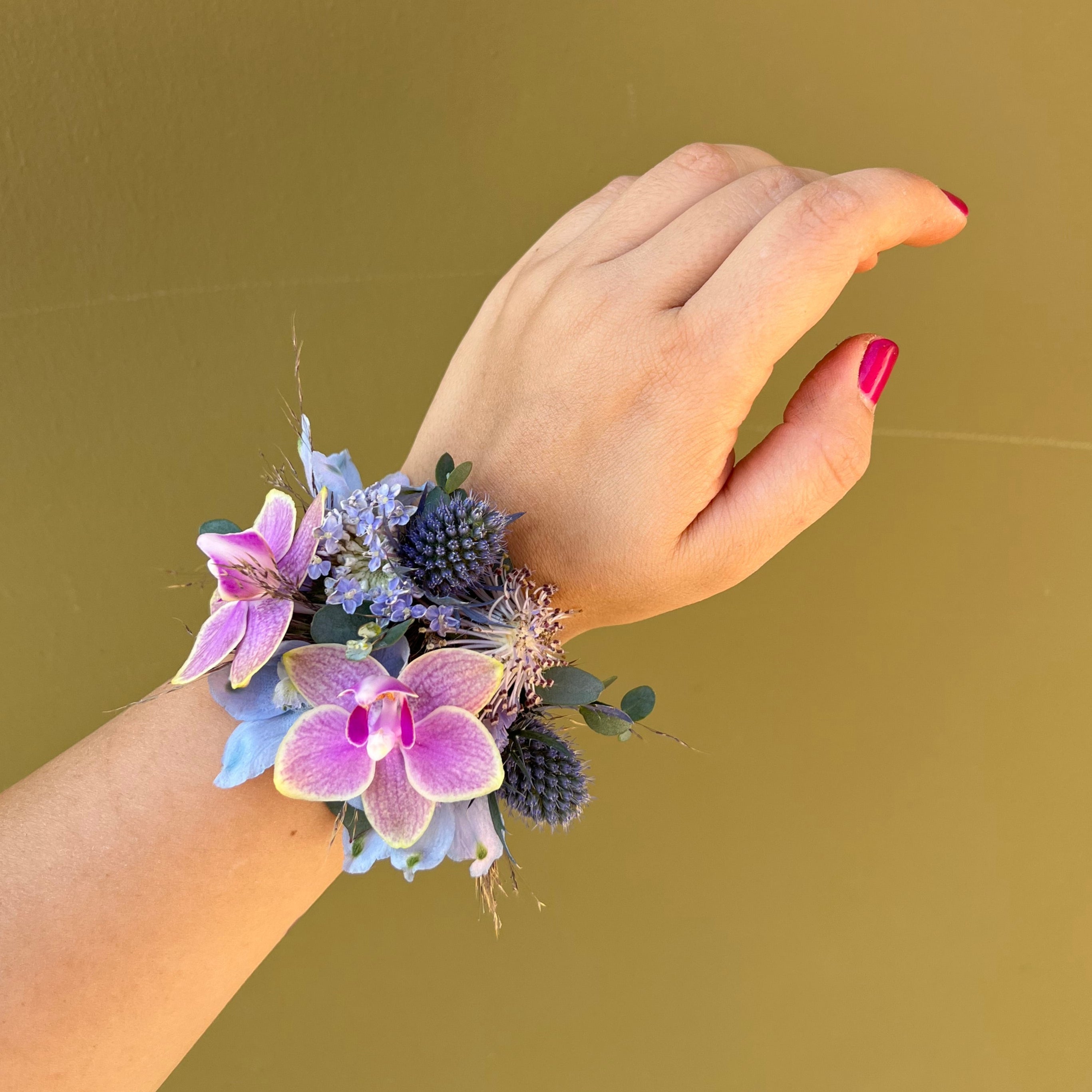 Wrist deals corsage cuff