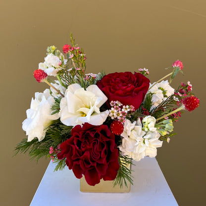 Merry Little Christmas - The English Garden