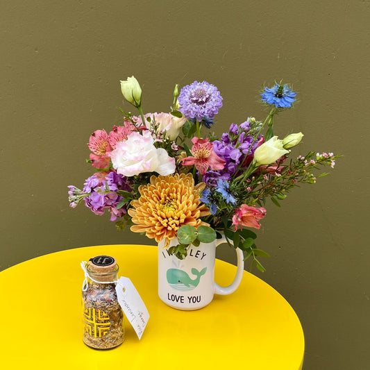 Mug Of Flowers & Tea - The English Garden